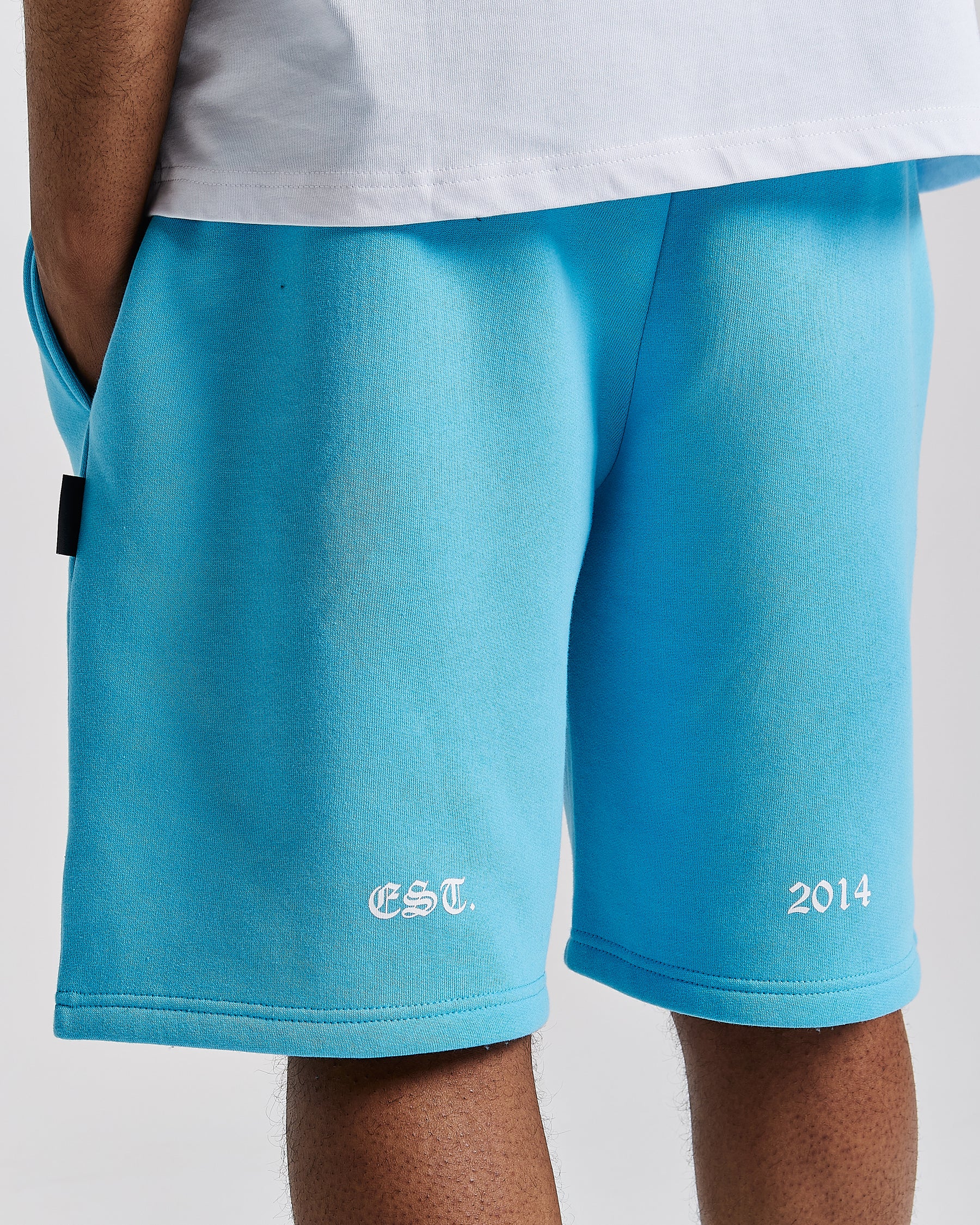 Noir Oversized Shorts - Blue/White/Black