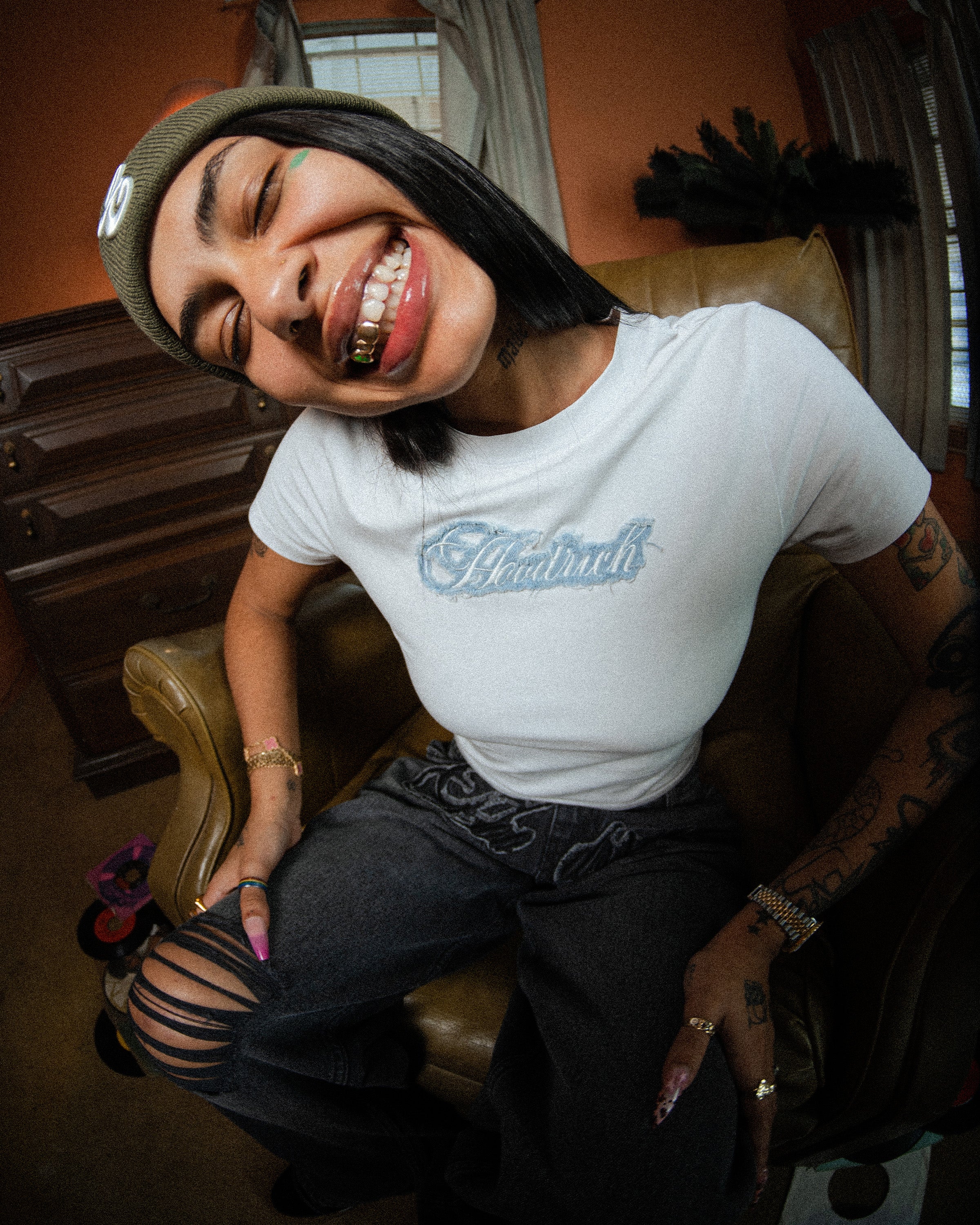 Script Slim Fit Tee - White/Light Blue