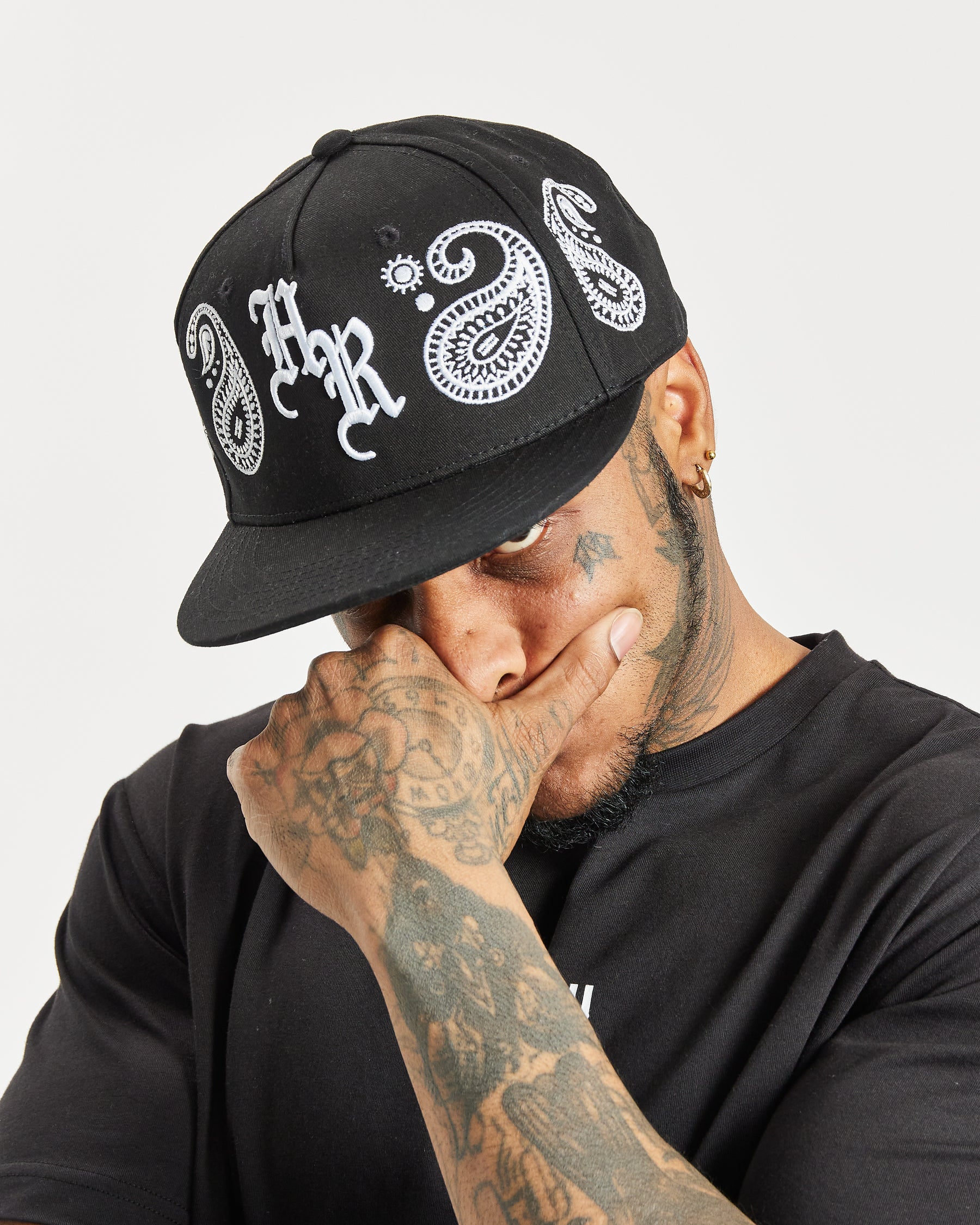 OG Motif Fitted Cap - Black/White