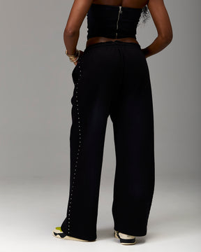 The Winner's Circle Aspen Wide Leg Joggers - Black