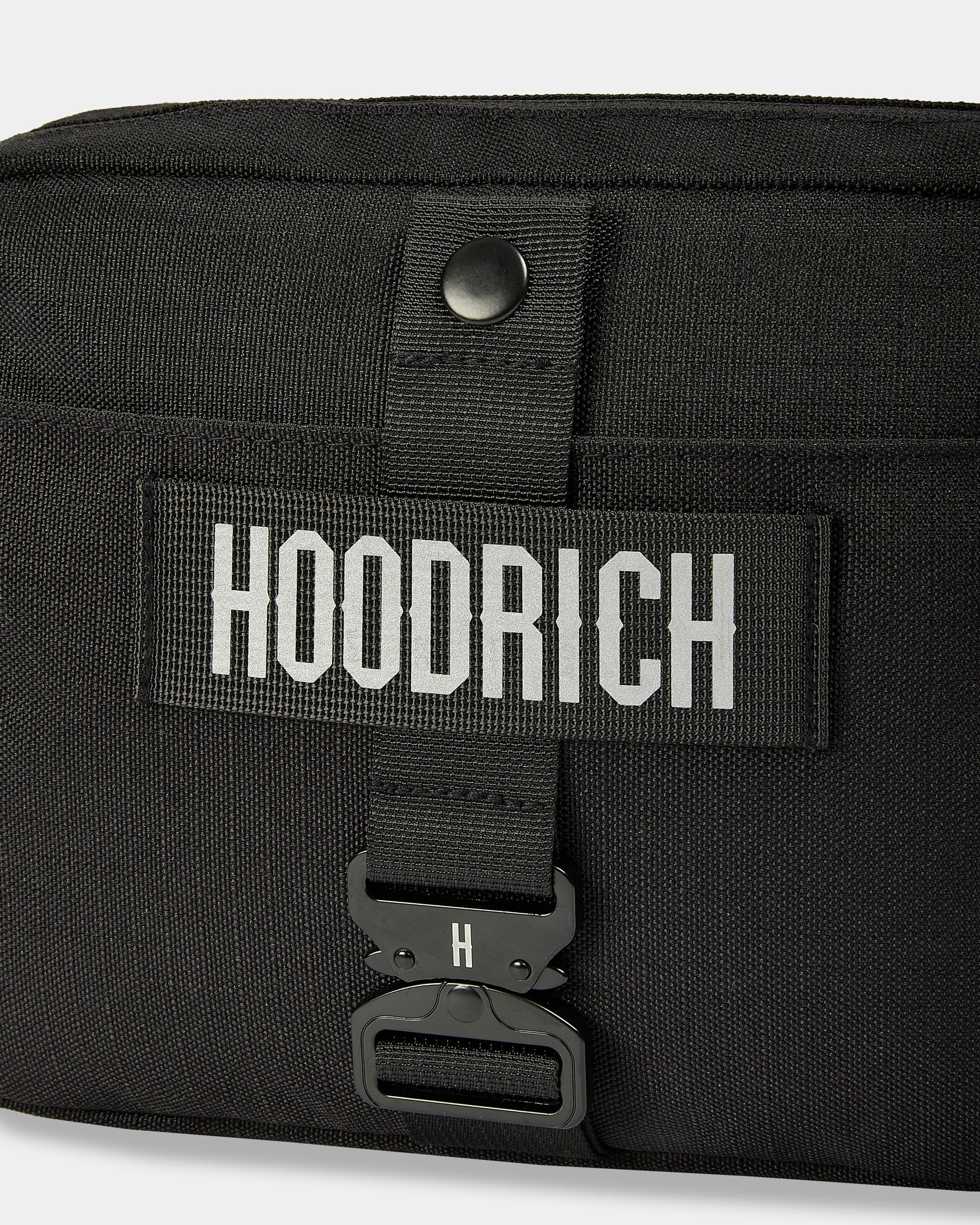 Shade Messenger Bag - Black/Reflective