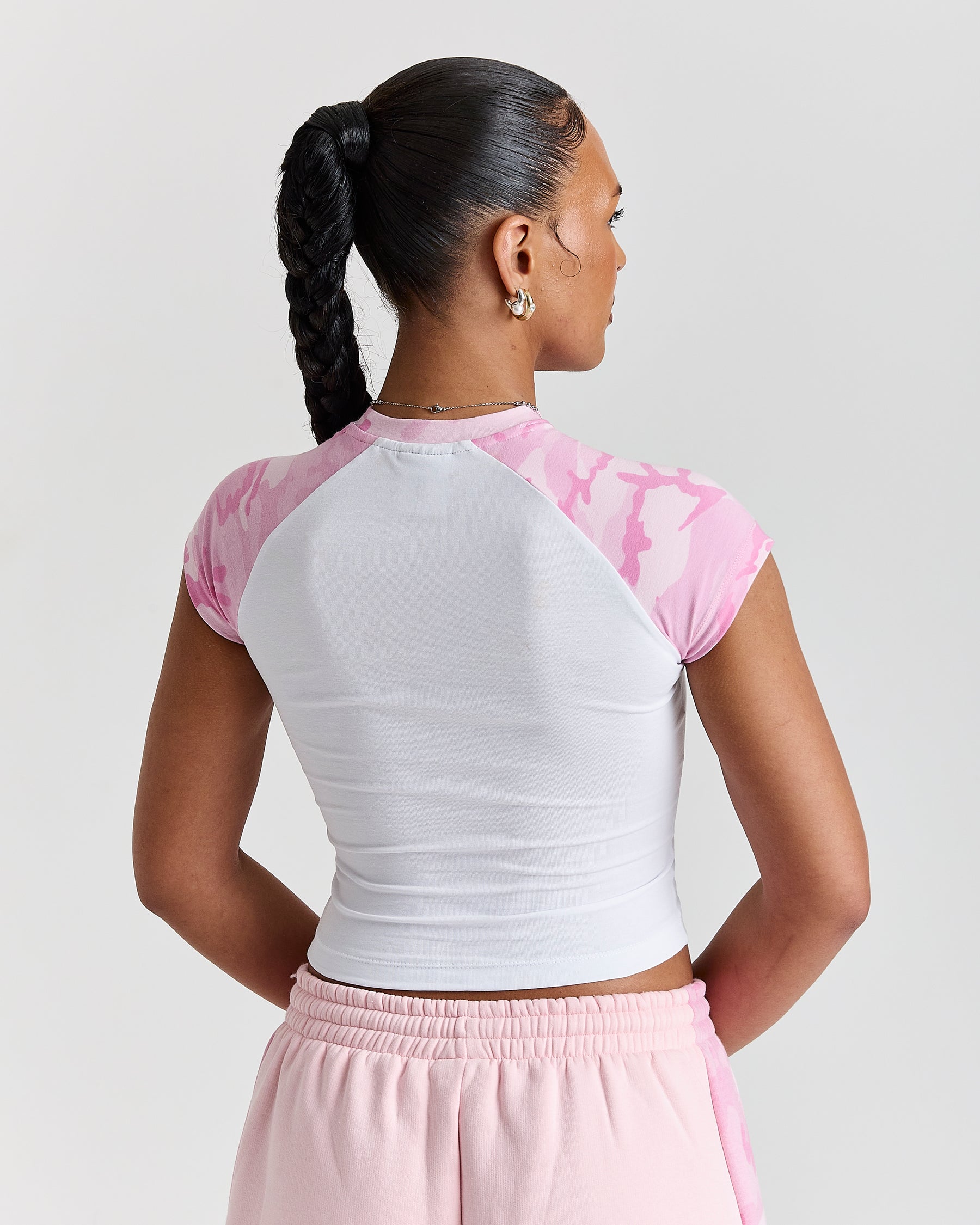 Field Fitted Tee - White/Pink Camo