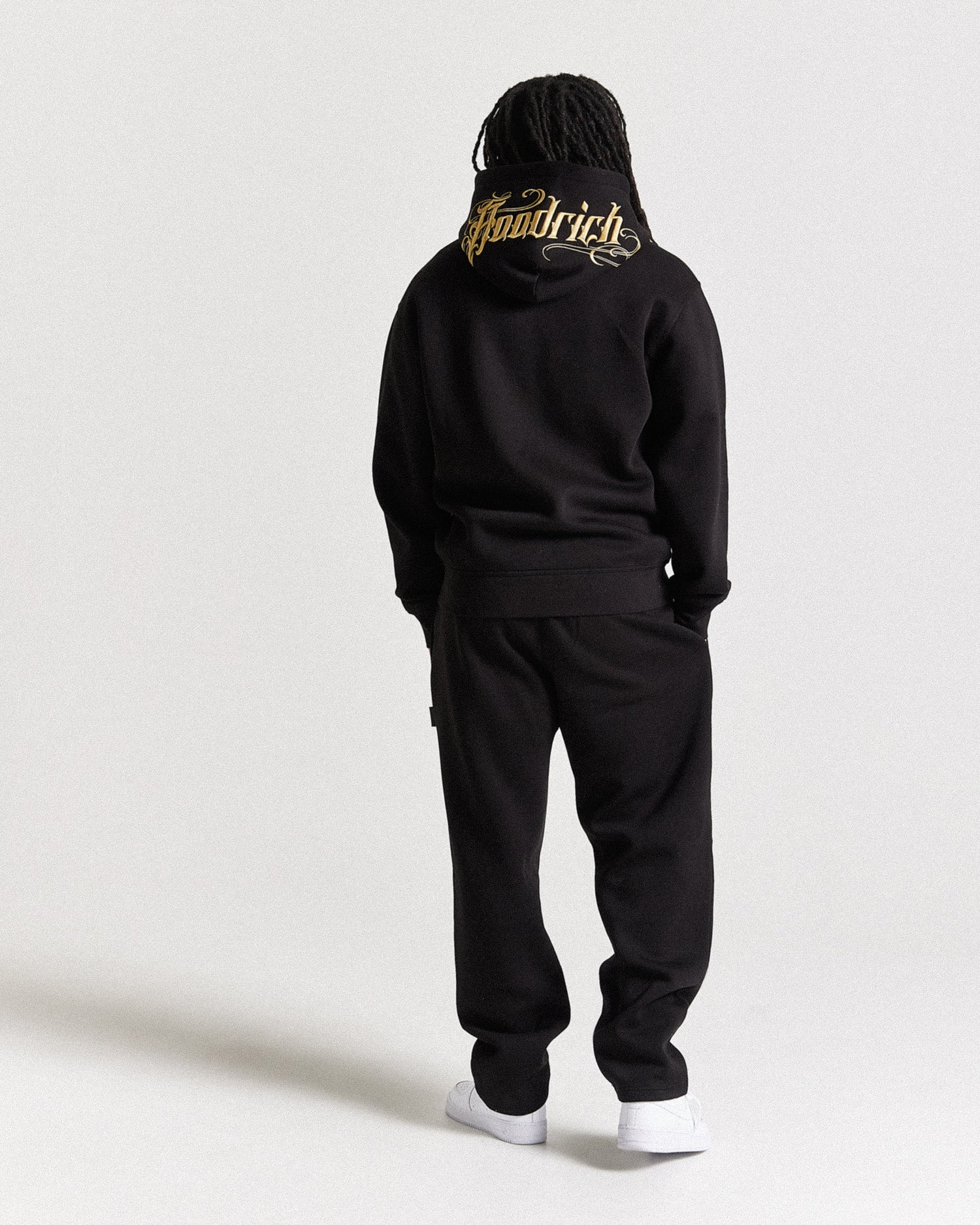 Script Oversized Jogger - Black/Gold