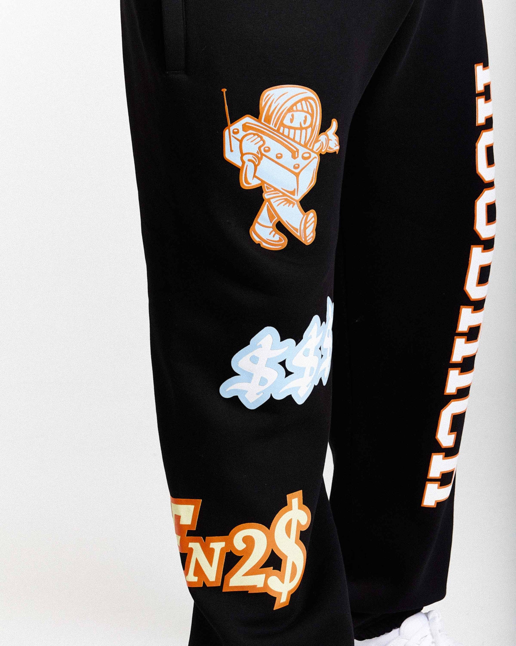 Loony Oversized Joggers - Black/White